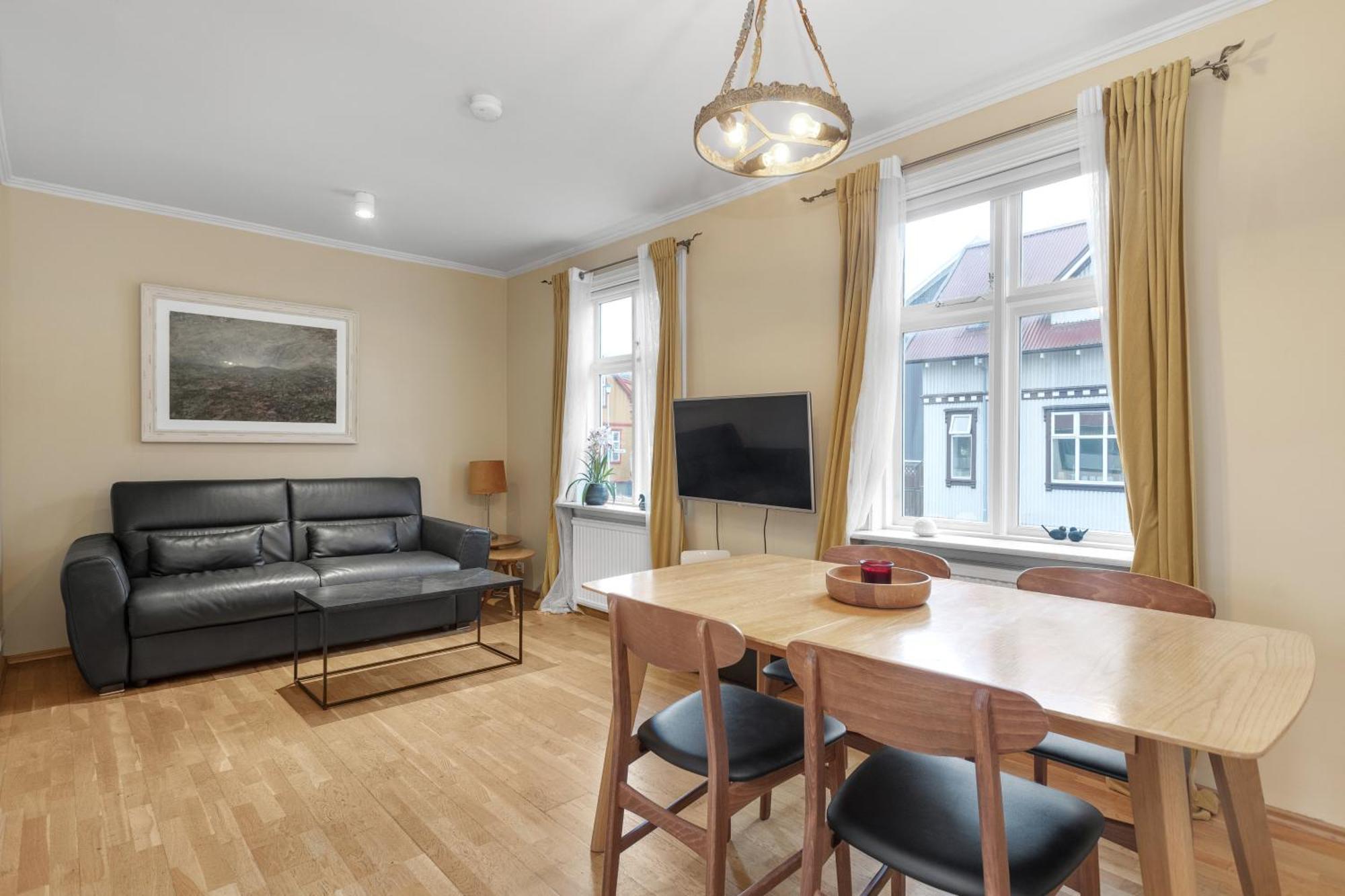 Live As Locals Apartments Reykjavík Eksteriør billede